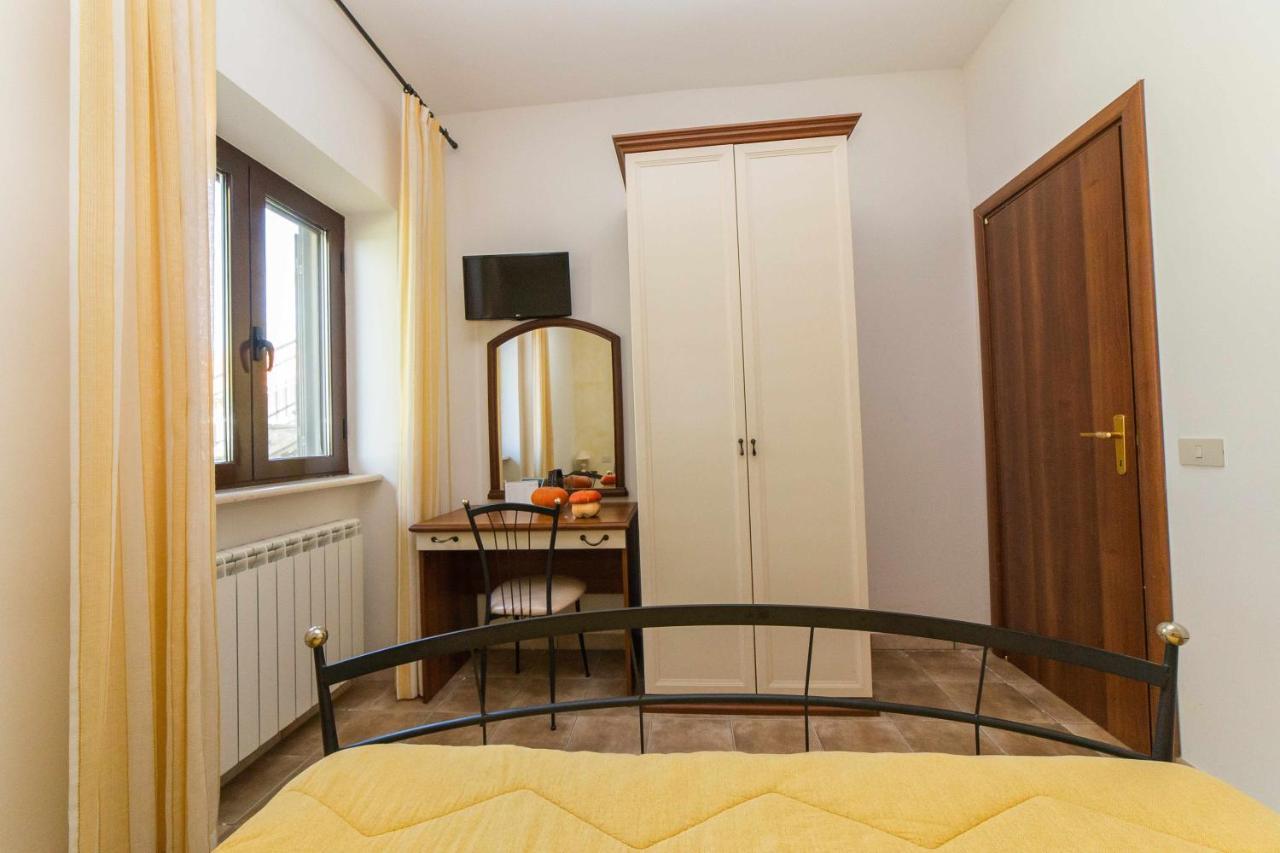 Agriturismo Bella Cima Монтефьясконе Экстерьер фото